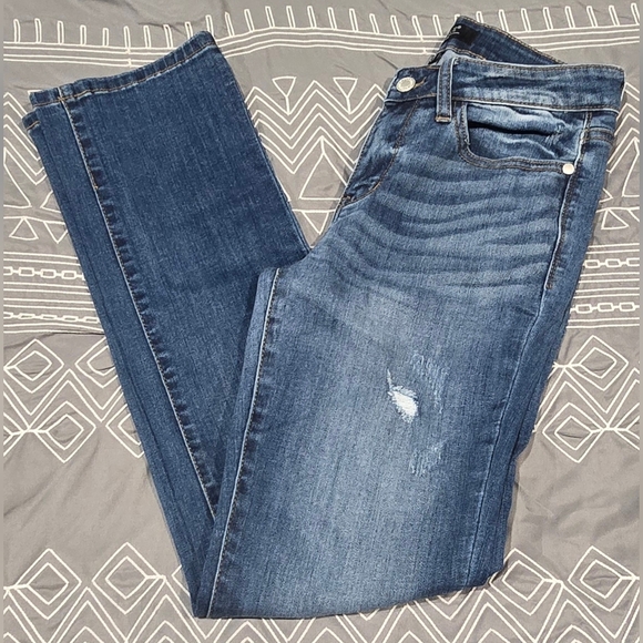 Judy Blue Denim - Judy Blue Midrise Straight Fit Jeans Size 27